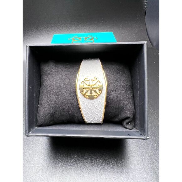 Rustic Cuff Snake Cuff - Picture 7 of 8